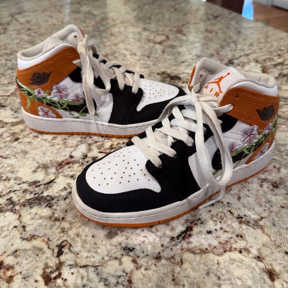 Jordan Other - Jordan Nike Air kids Black white Orange high top Sneakers colorful size 3.5 shoe
